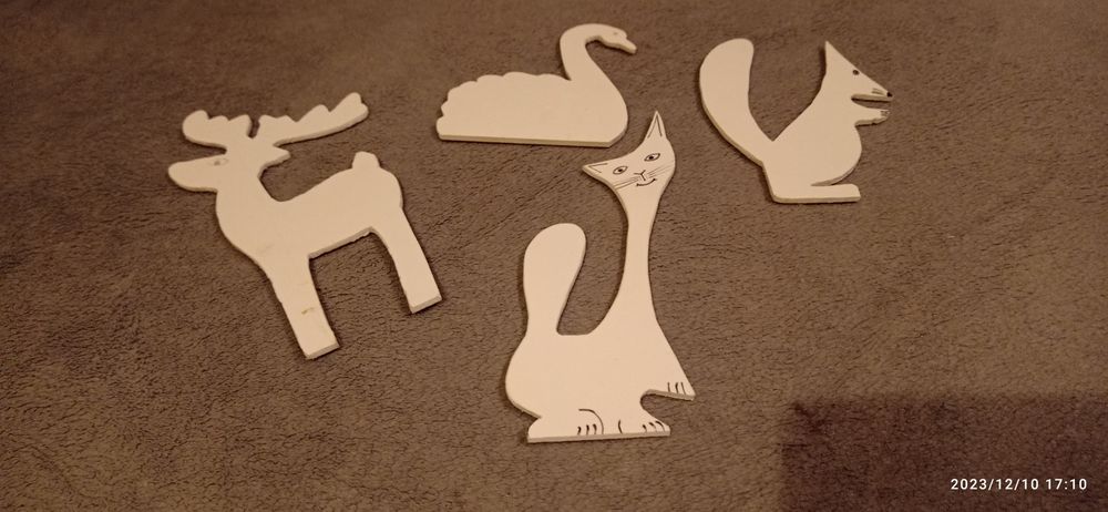 Magnesy na lodówkę.