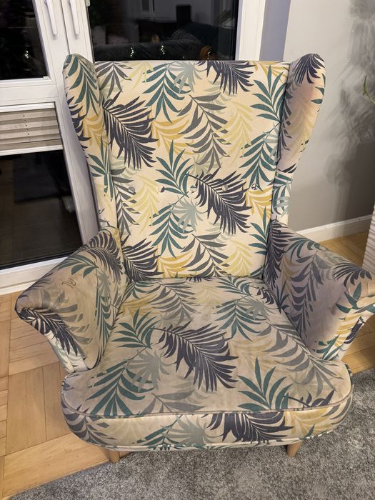 Używany fotel wraz z podstawka pod nogi z Ikea