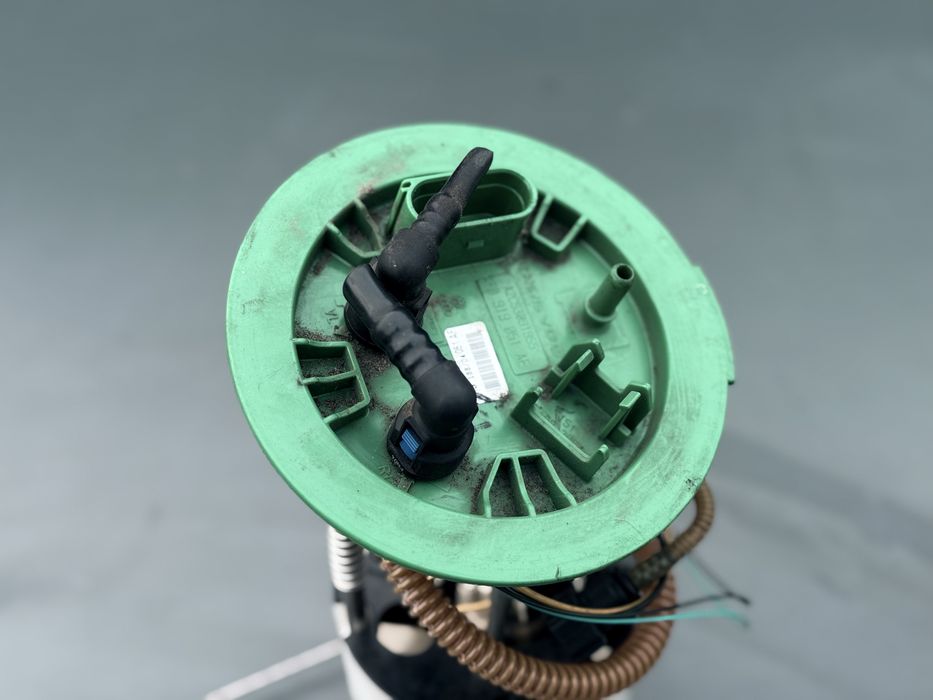 Паливний насос в бак Ауді А6 С6 безнонасос Audi A6 C6 поплавок