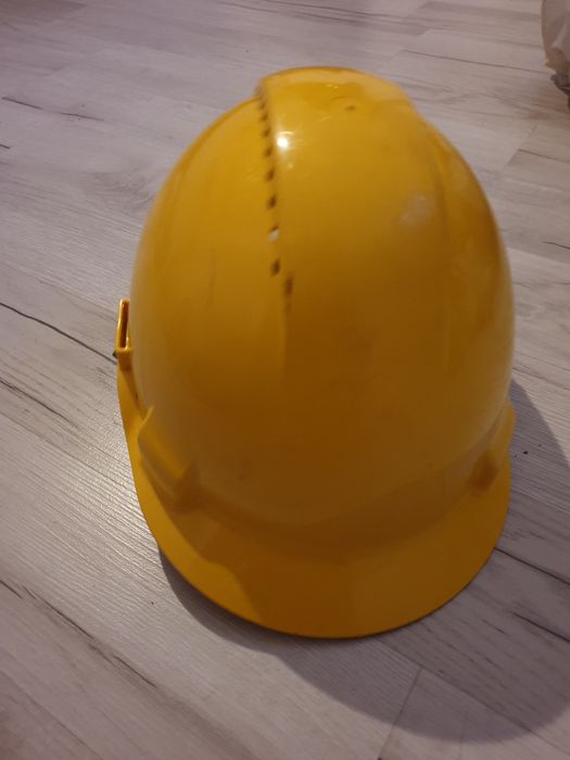 Kask budowlany 3M NOWY
