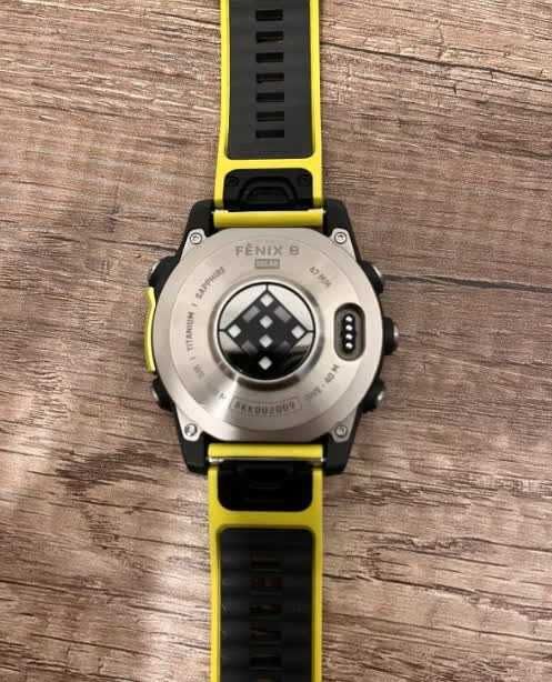 GARMIN Fenix 8 Sapphire Solar 47mm