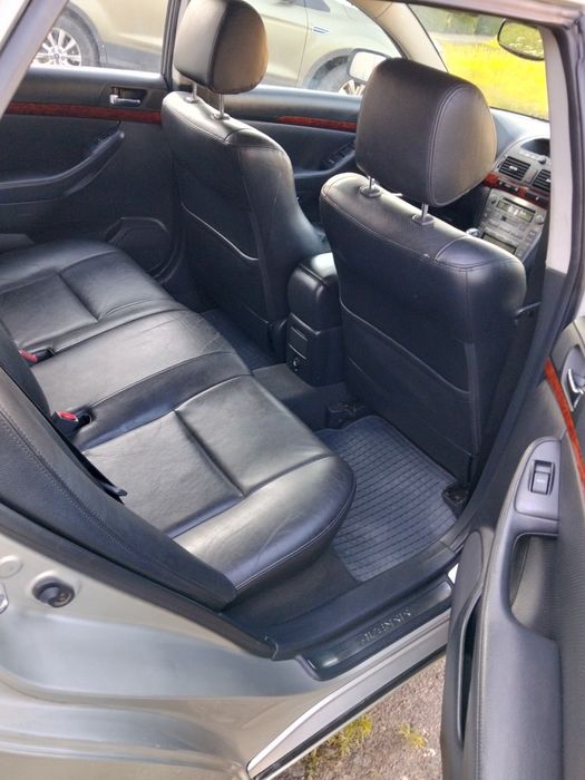 Авто універсал Avensis 2.0 D‑4D для ЗСУ