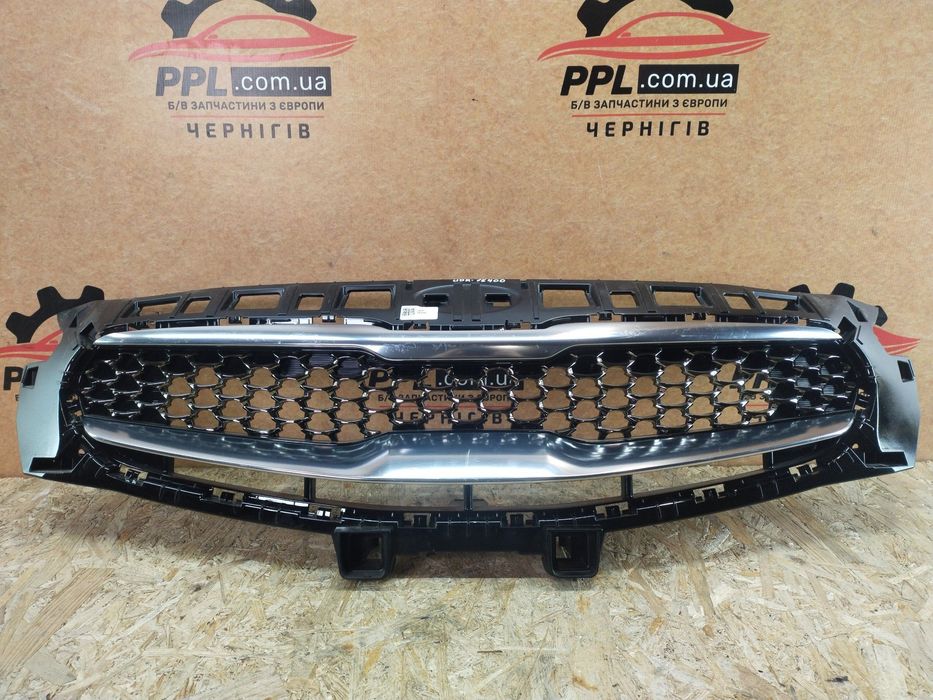 Kia XCeed X-Ceed 19- Накладка решетка радиатора 86351-J7CB0