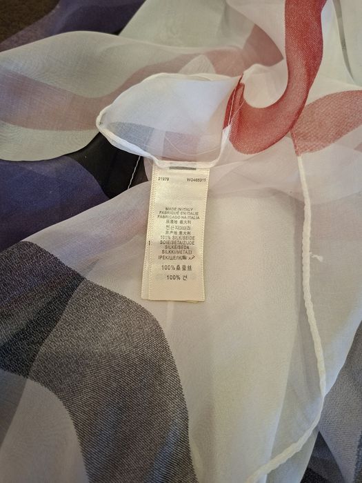 Szal Burberry jedwab duzy