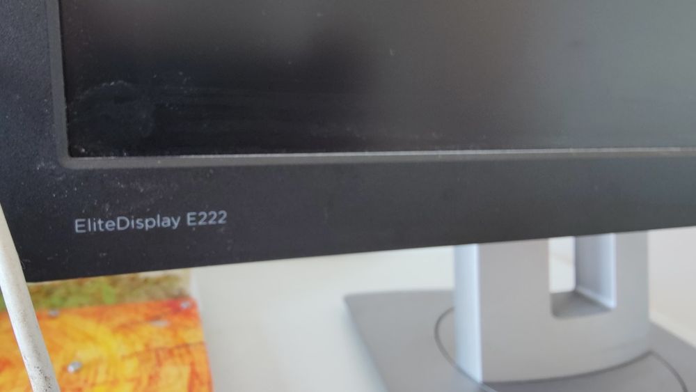 Монітор HP E222 21,5''