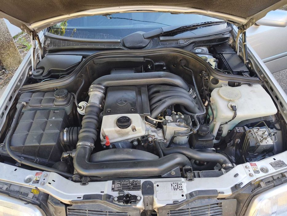 Mercedes-Benz C 250 — fotografia 7