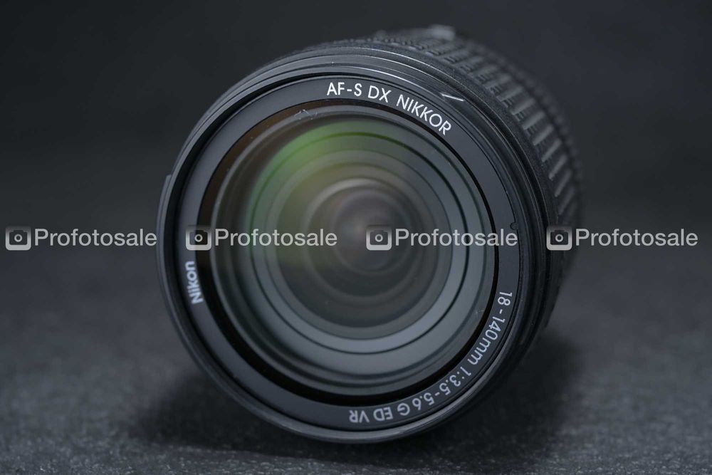 Об'єктив Nikon AF-S 18-140mm f/3.5-5.6G ED VR