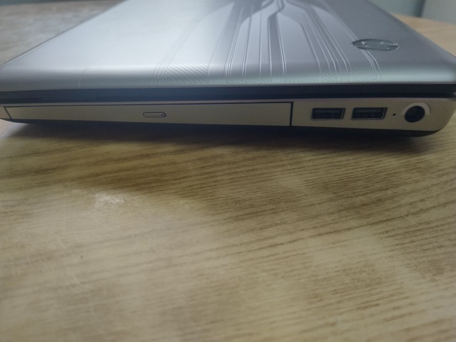 HP Pavilion dv3-4340ss i7 – Para Reparar ou para peças
