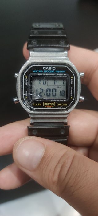 CASIO G-SHOCK DW-5600 Japan вінтаж, стан на фото, працює