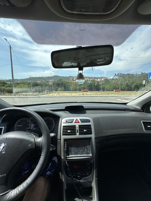 PEUGEOT 307 SW— pronto para usar
