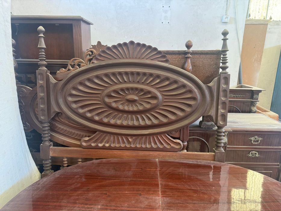 Conjunto de moveis antigos