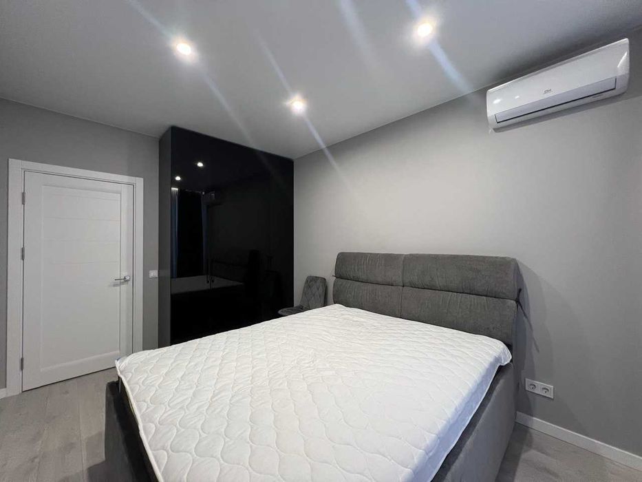 1-кімнатна квартира подобово ЛЮКС | ЖК Комфорт Таун | до 4 осіб