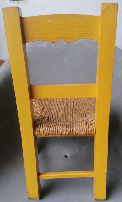 Cadeira verga criança