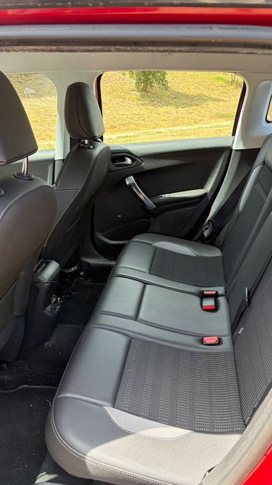 Peugeot 2008 — fotografia 11