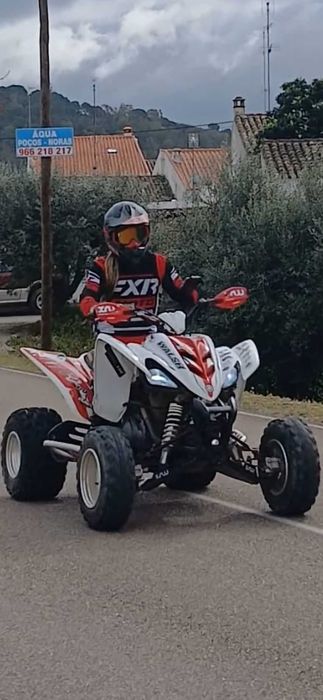 Moto 4 raptor 350R matriculada