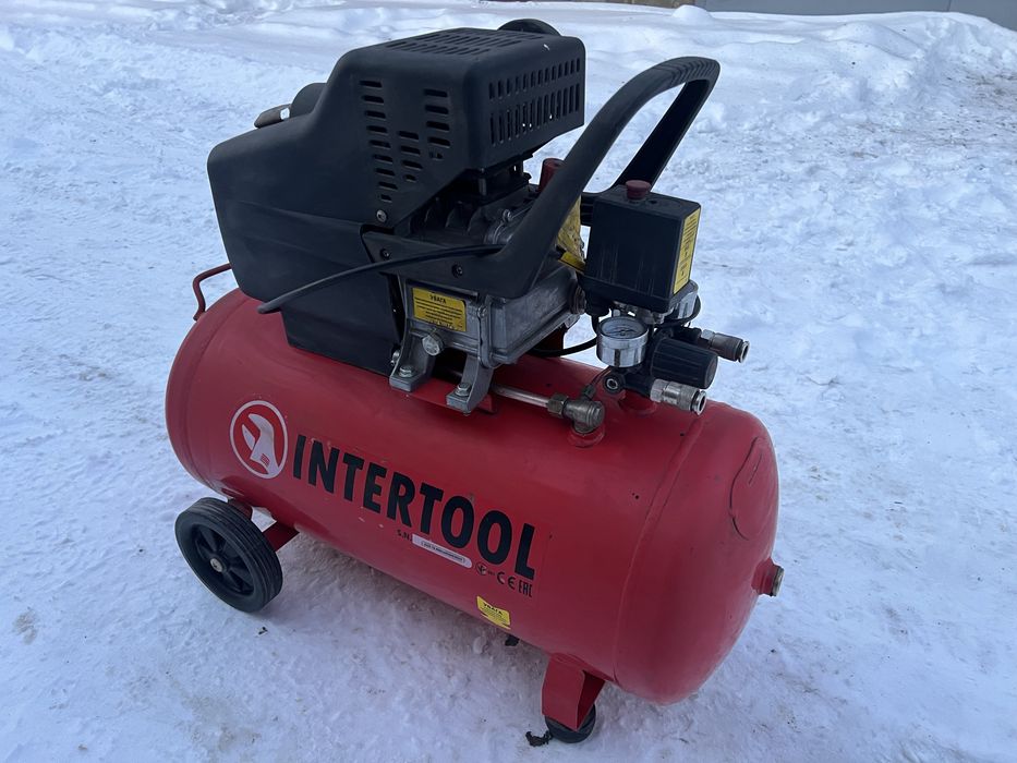Компресор INTERTOOL  50л