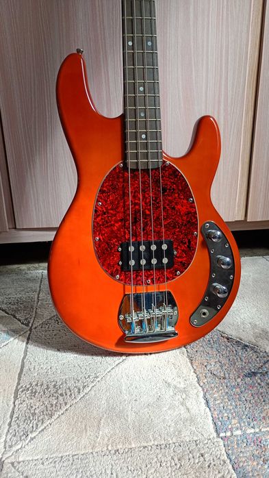 Gitara basowa Spark