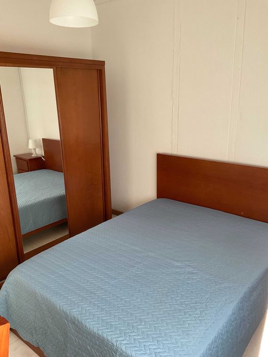 Quarto individual mobilado