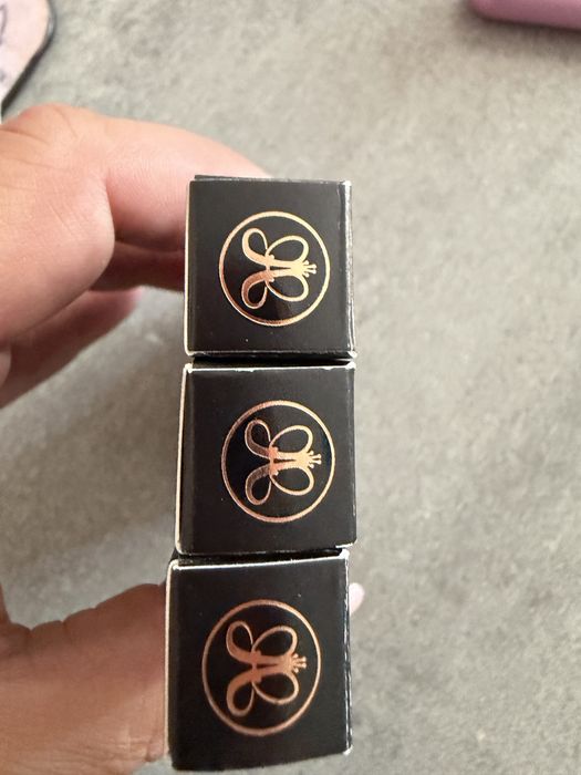 3 kredki do brwi Anastasia Beverly Hills Brow Wiz