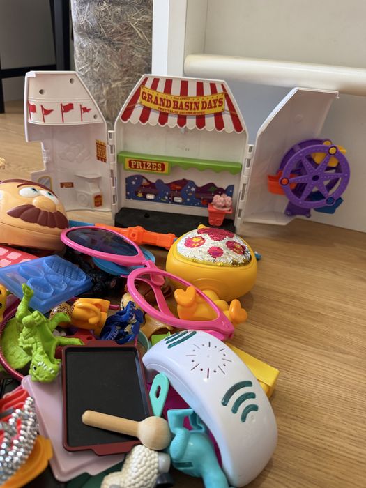 Lote Grande de Brinquedos Variados