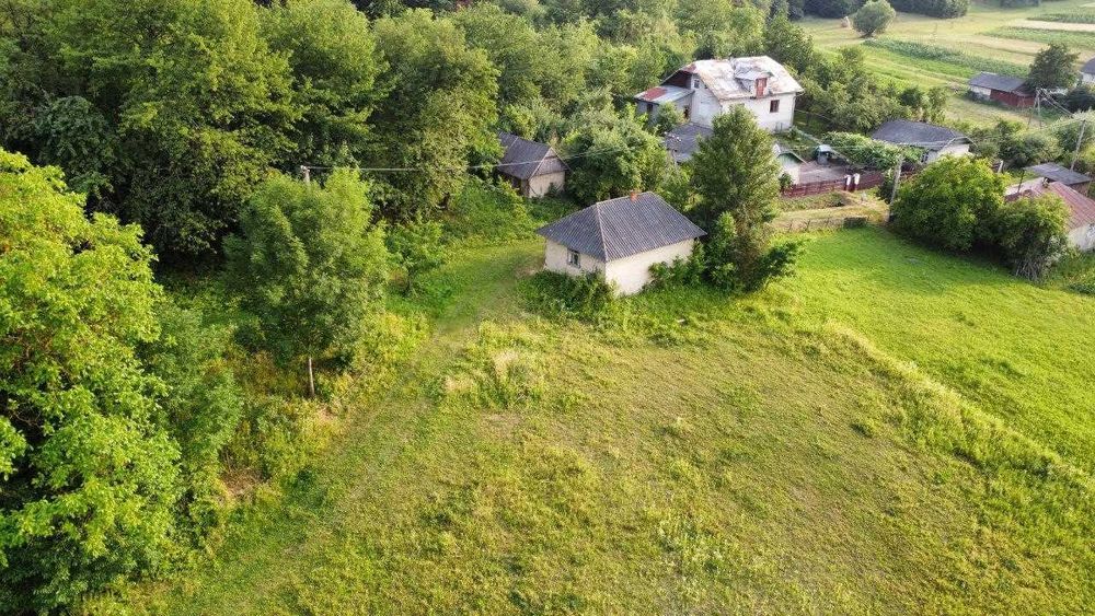 Продається будинок35 м2 і земельна ділянка 50 соток в с. Гостів, електрика, бізнес, сонячні панелі, дохід