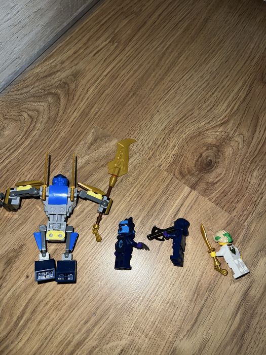 Лего ніндзяго повний коплект з чотирьма фігурками