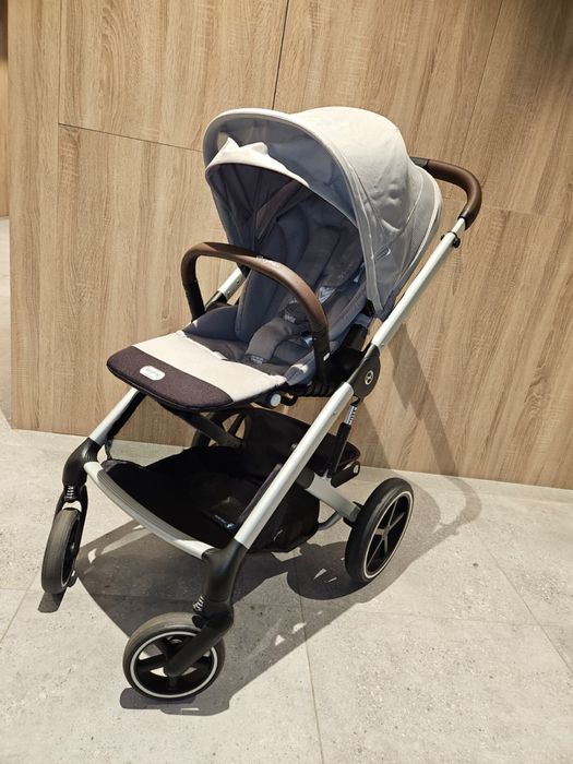 Spacerówka Cybex Balios S Lux najnowsza rama