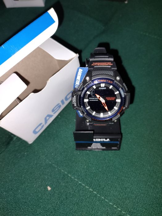 Casio Termometr barometr 10Bar