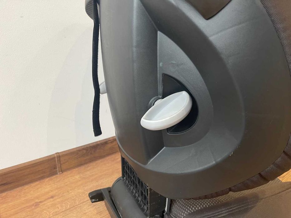 Детское автокресло 15–36 кг BeSafe iZi Up Fix ISOFIX від 4-12 років