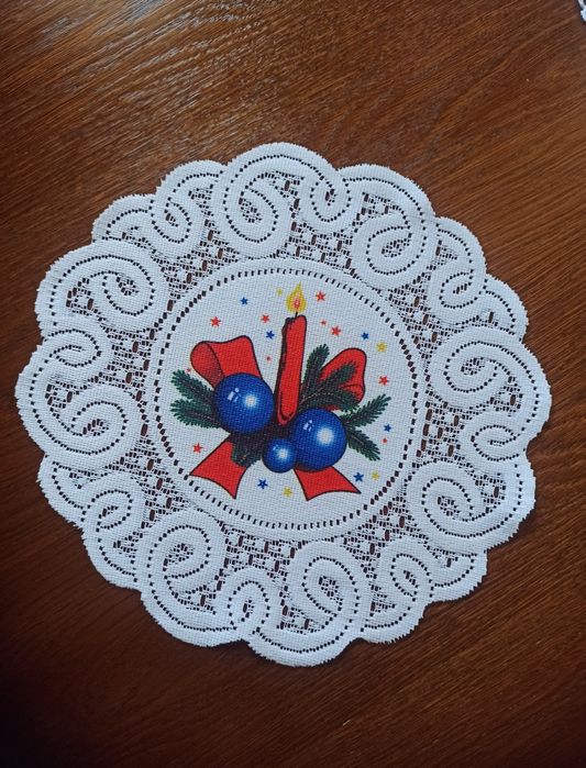 Świąteczne obrusy serwetki 4 sztuki Wielkanoc Święta