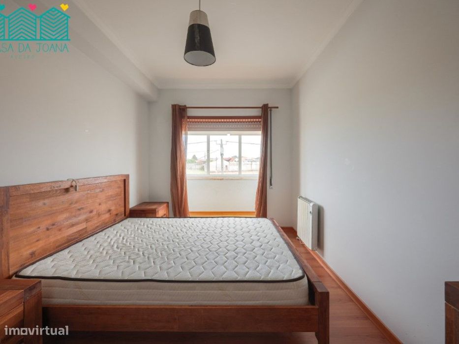 Apartamento T2 com Lugar de Garagem em Esgueira