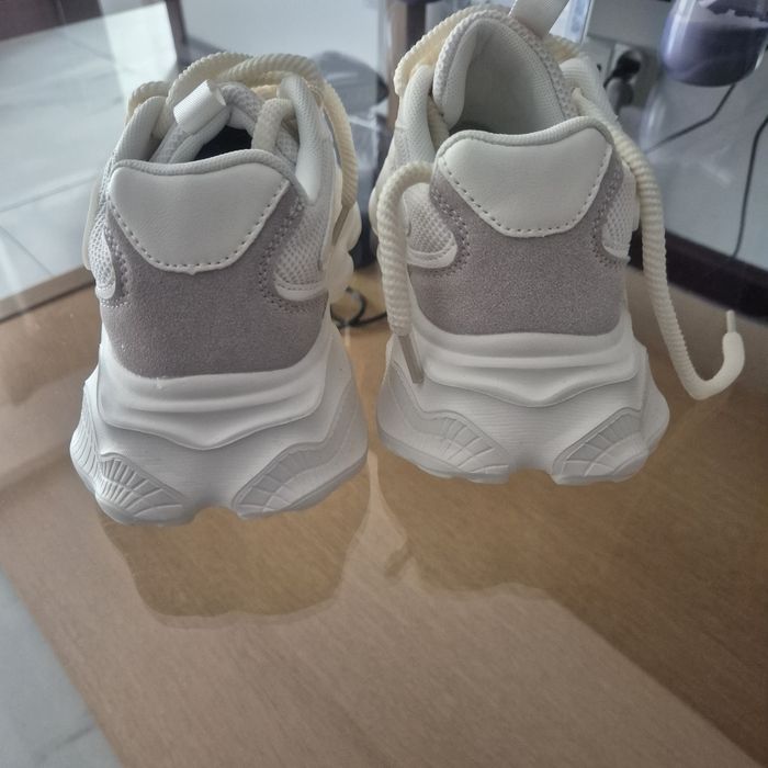 Letnie buty damskie