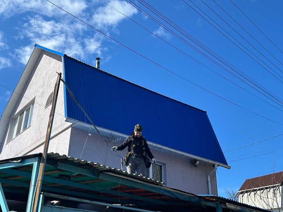 Покрівельні роботи з ПВХ мембраною. Утепление кровли. Монтаж кровли