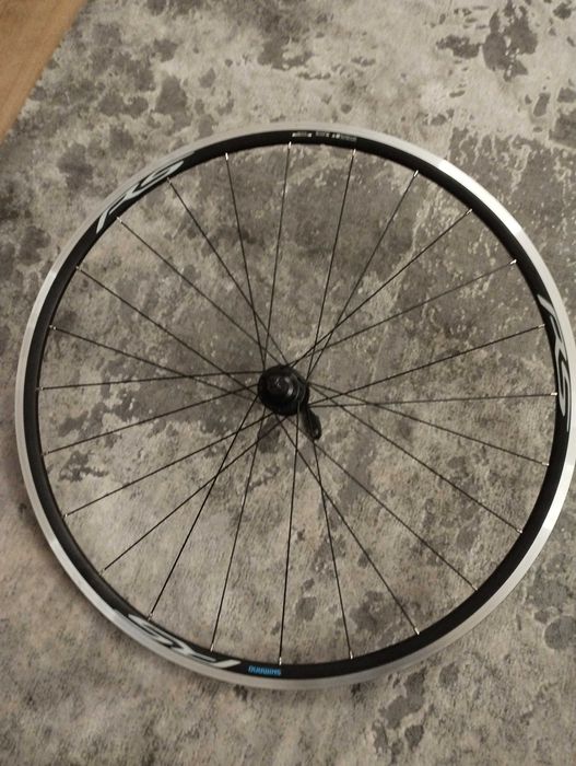 Koła Shimano WH RS 100