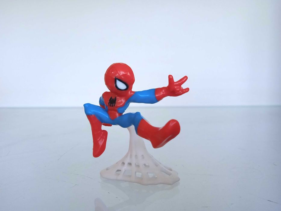 Фигурка супер герой марвел, дс киндер