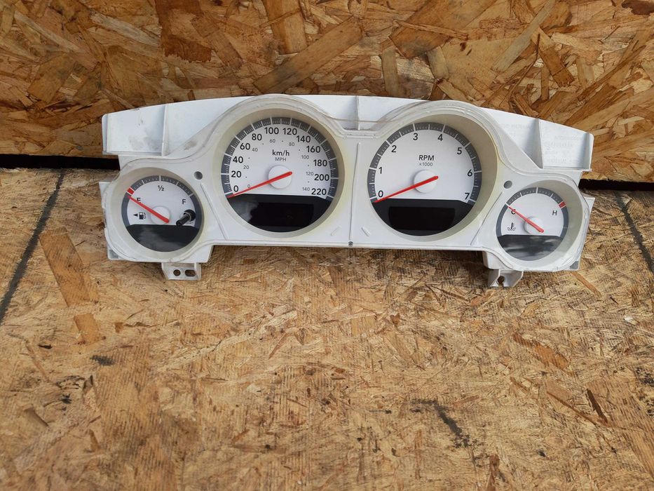 Licznik Dodge Charger 05-10 Europa