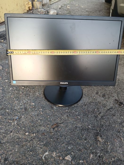 Монитор Philips 223v5l бу