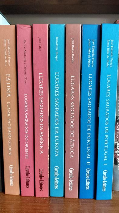 Vendo coleção dd livroa completa “Lugares Sagrados”, edição Círculo de