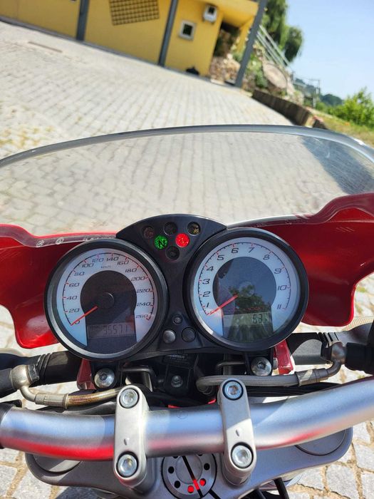 Ducati Monster S2R 800