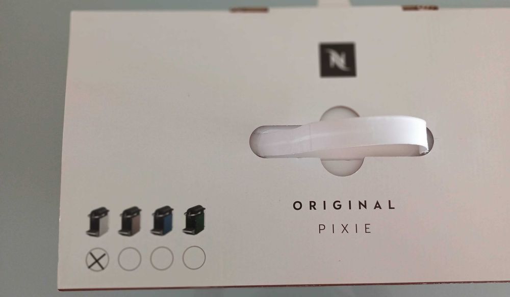 Máquina de Café Nespresso Pixie Original - Nova