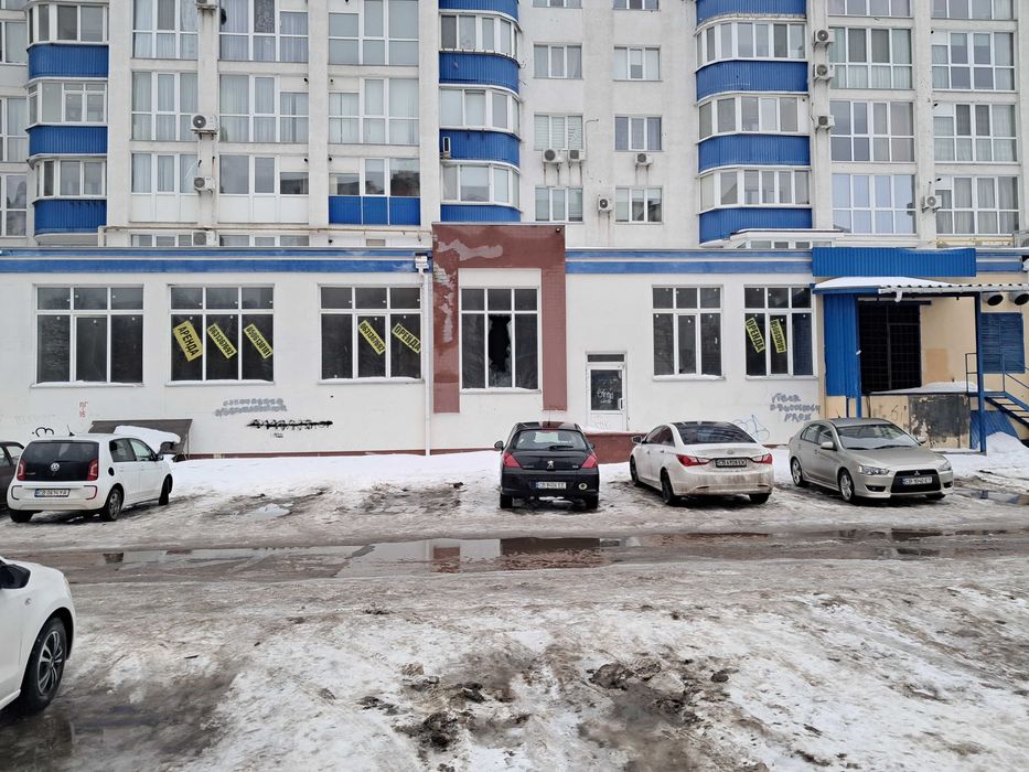 ЕПІЦЕНТР! Бєлова. Фасадне приміщення на 1 лінії (382 м.кв.)