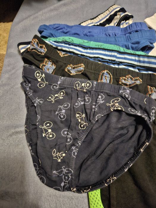 Spodenki i koszulki dla chłopca rozm. 146-152