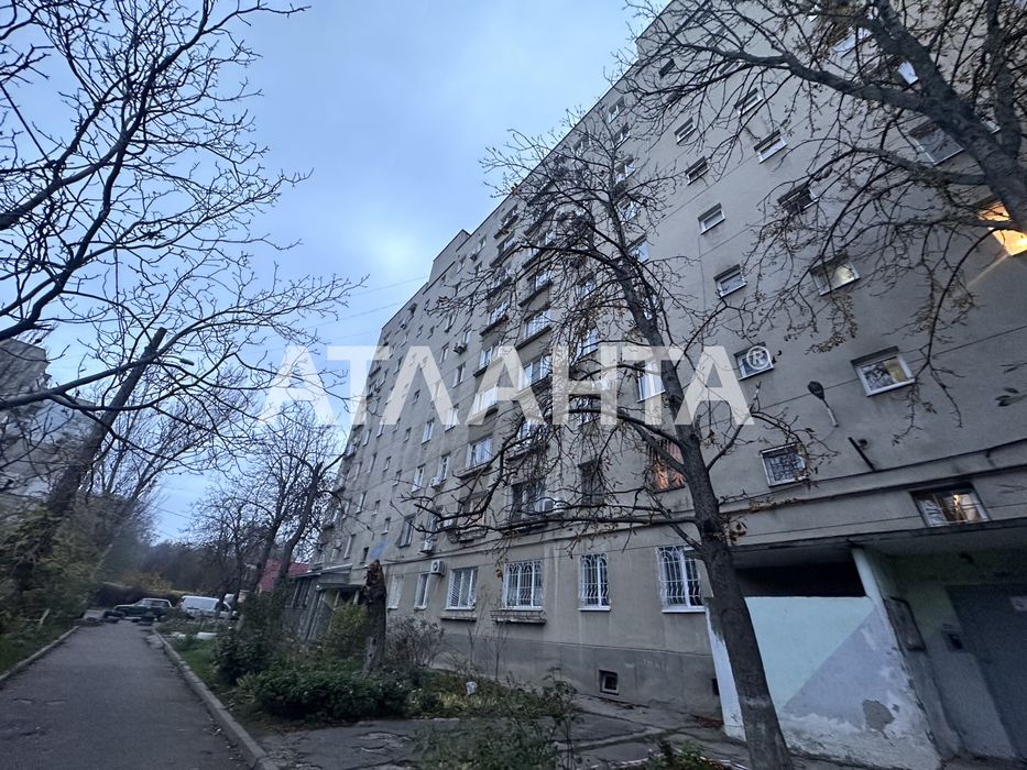 3-комн. квартира в КИРПИЧНОМ доме  на Солнечной