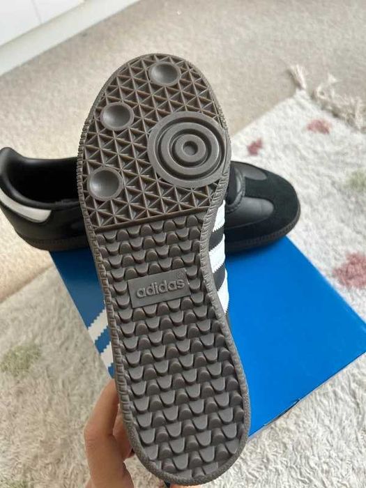 Adidas_Samba_Vegan_Black_Gum R.40