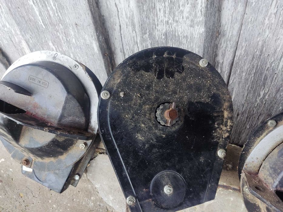 Апарат висіваючий в зборі для кукурудзи