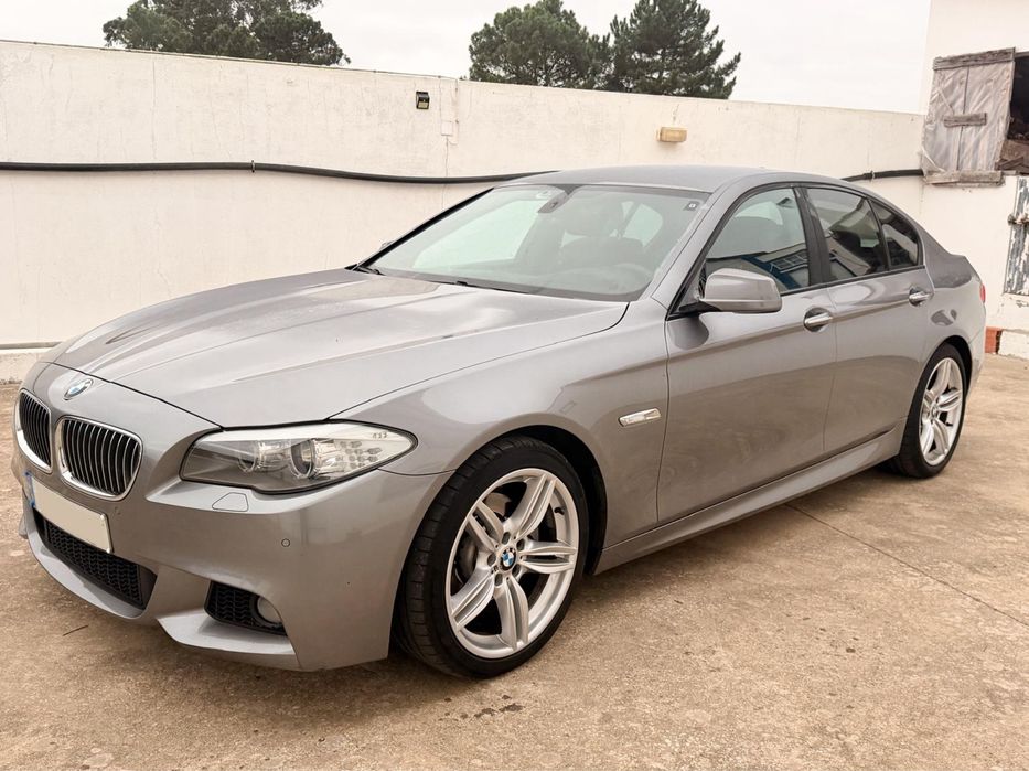 BMW 520d F10 Pack M | 184cv | Jantes 19” | Bancos em Pele | GPS pro