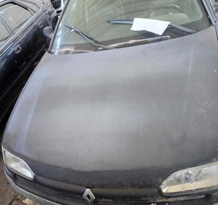 Renault Safrane para peças