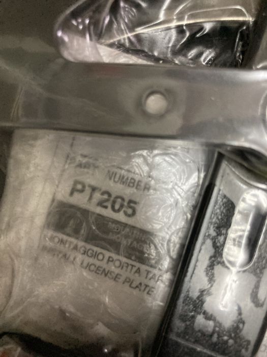 Rizoma - suporte de matricula