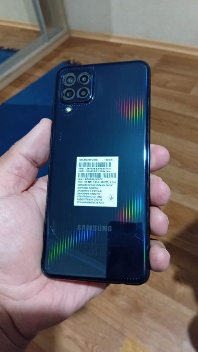 Продам Samsung m32 128gb