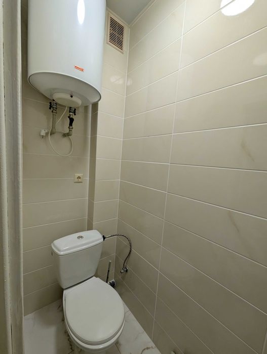 ТЕРМІНОВО !Продається одно кімнатна  вул. Г. Сагайдачного нижній  ДНС